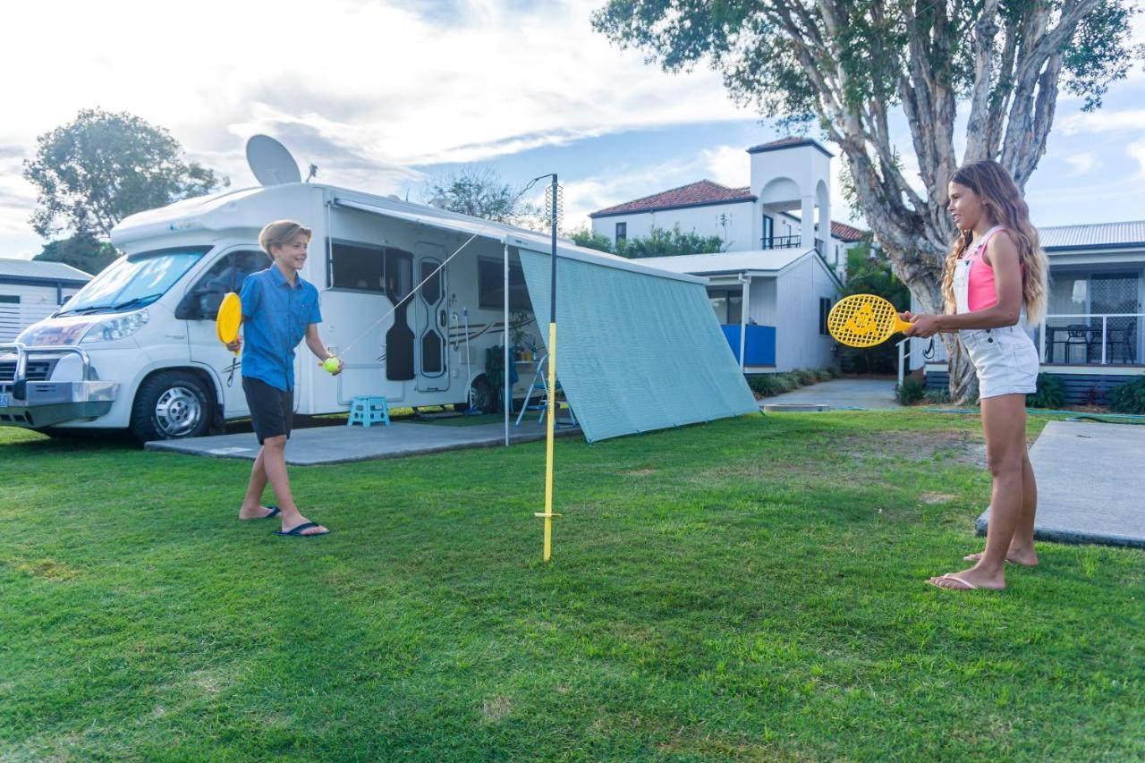 Nobby Beach Holiday Village Gold Coast Exterior photo